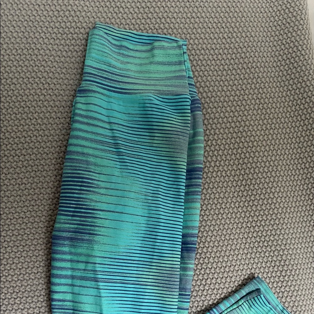 Womens Liquido Teal Navy Leggings size small